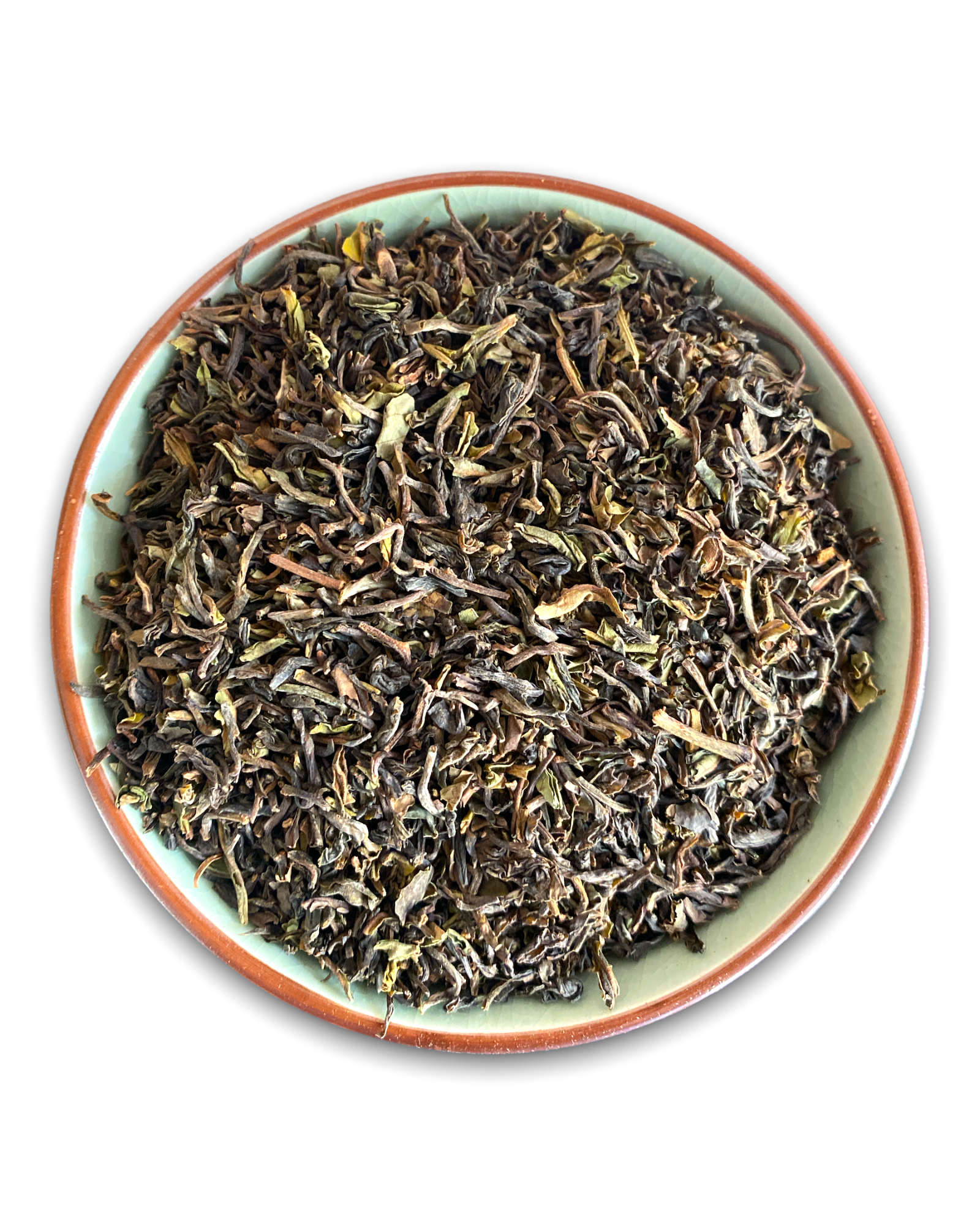 Teeschale gefüllt mit den Teeblättern des Darjeeling FTGFOP1 FF Steinthal Bio